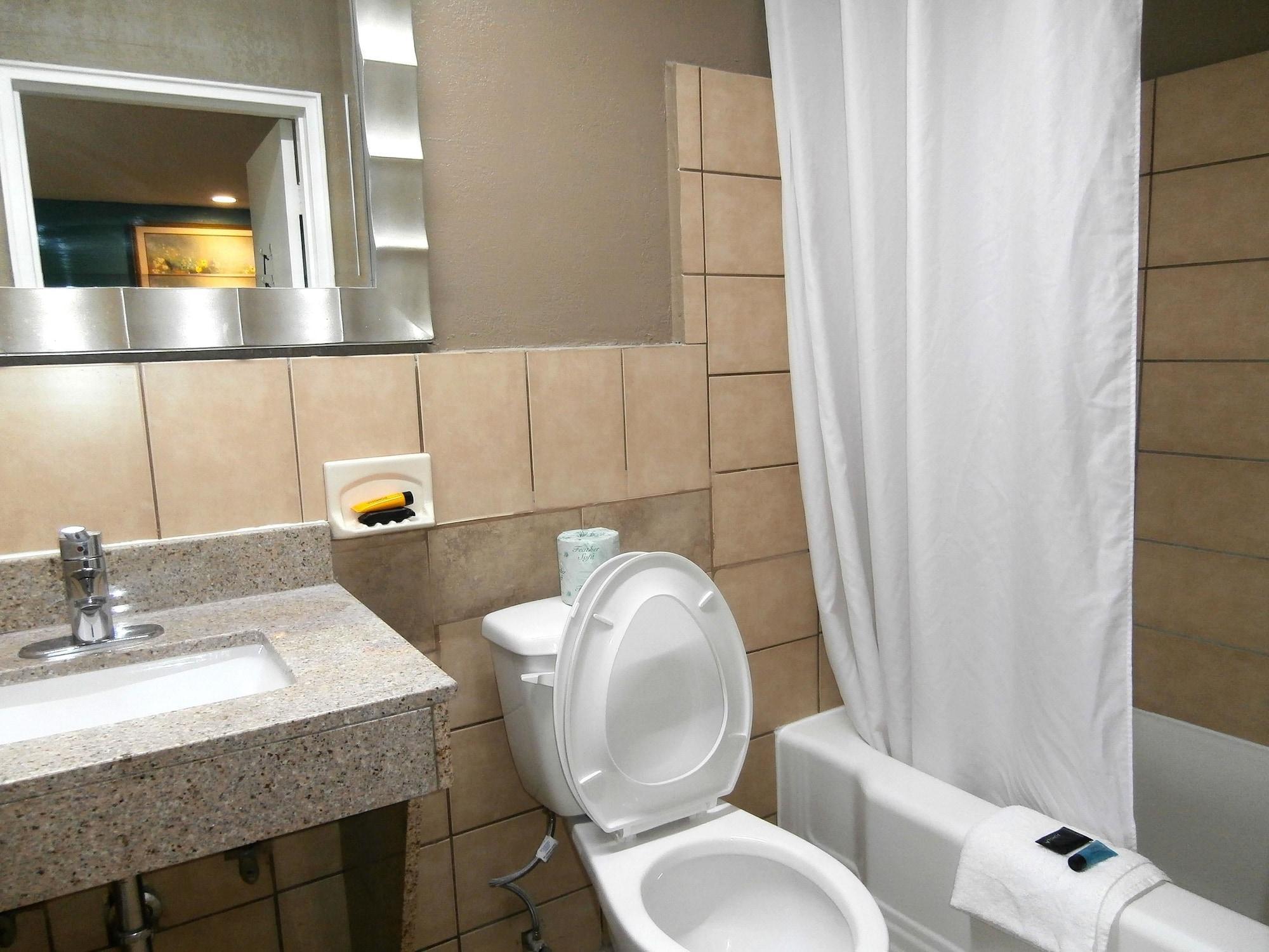 Americas Best Value Inn-Саванна Экстерьер фото