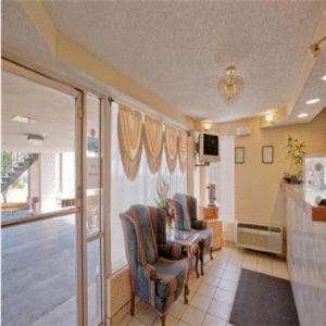 Americas Best Value Inn-Саванна Экстерьер фото